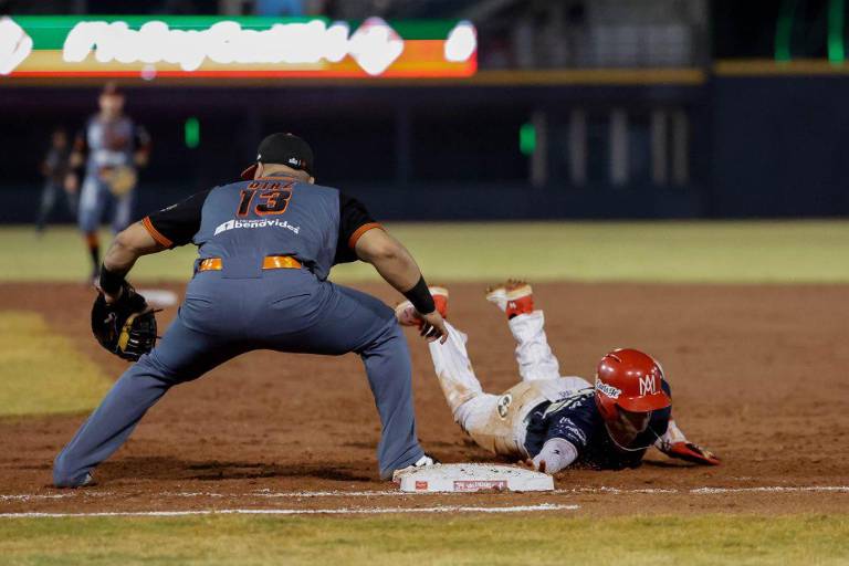 Con cerrado duelo de pitcheo Mexicali empata la serie a Naranjeros