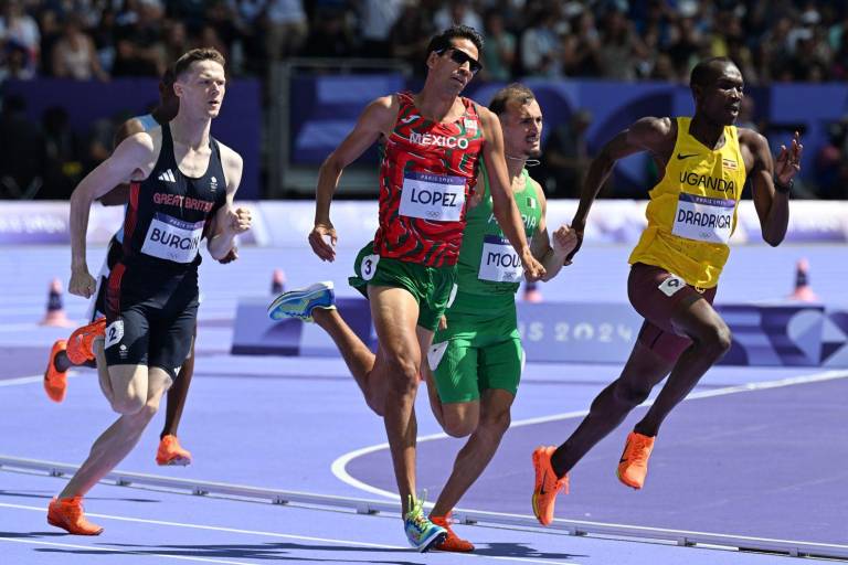 Va Tonatiú López al repechaje de los 800 metros planos en París 2024