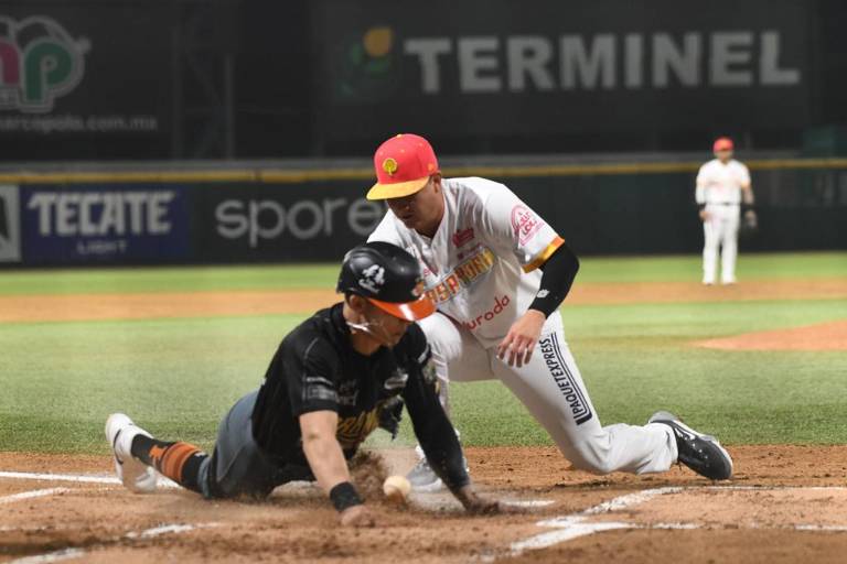 Con autoridad, Naranjeros pegó primero en Guasave