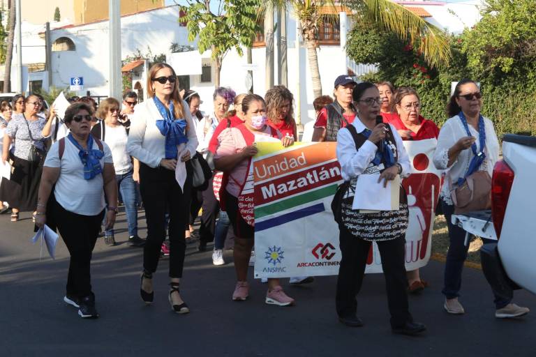 Celebran a la Virgen de Guadalupe damas de ANSPAC Mazatlán