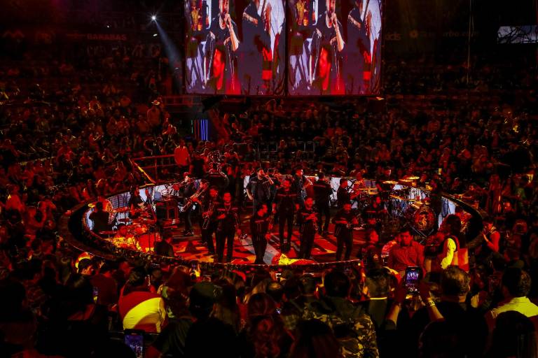 Comparte la MS sus grandes éxitos en el Palenque 2023