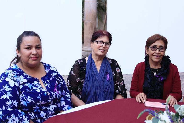 Reconocen a mujeres que Construyen Bienestar