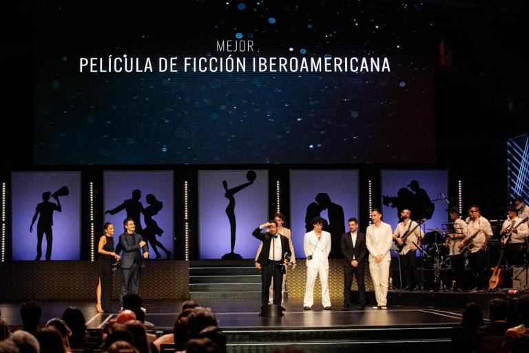 Triunfa ‘La sociedad de la nieve’ en los Premios Platino