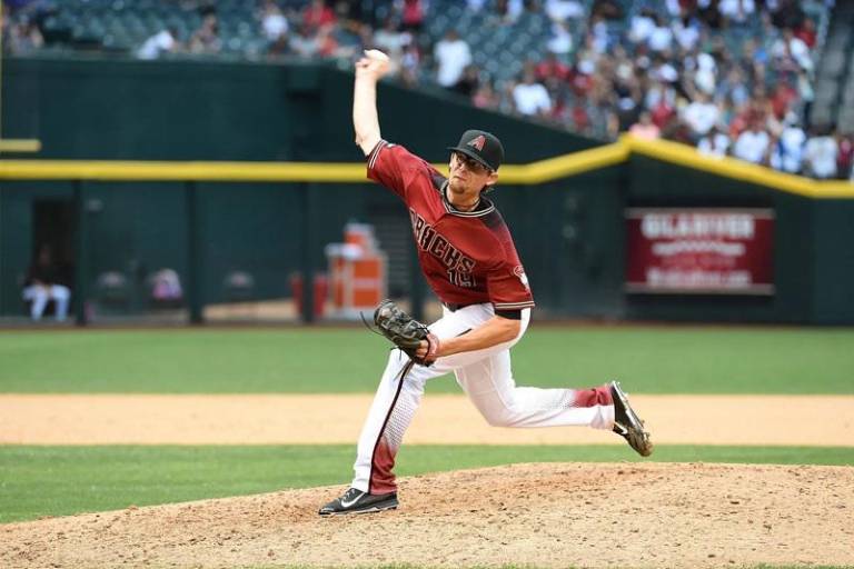 Tyler Clippard estará fuera 6 semanas por lesión en hombro