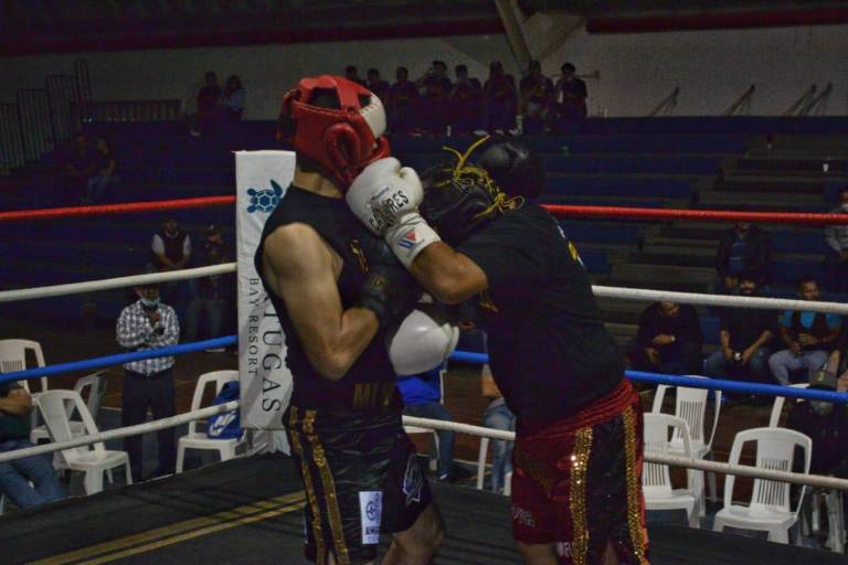 Gremio boxístico de Los Mochis abraza a Hugo ‘Increíble’ Cázares en evento de recaudación