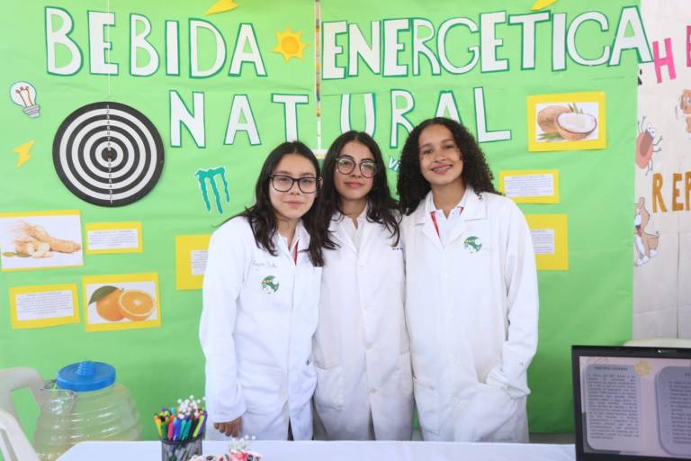 Alumnos del ICO participan en la Feria de las Ciencias