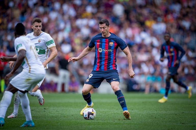 Contundente victoria del Barcelona para seguir invicto