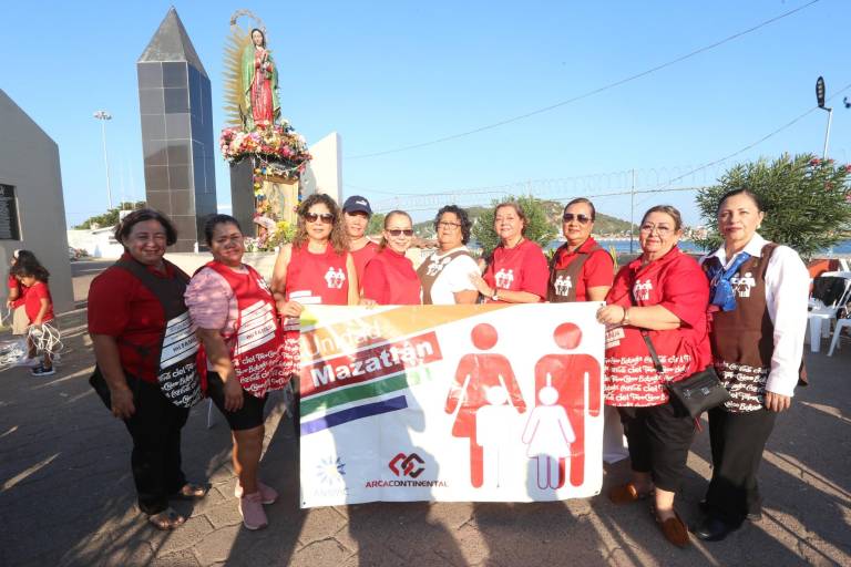 Celebran a la Virgen de Guadalupe damas de ANSPAC Mazatlán