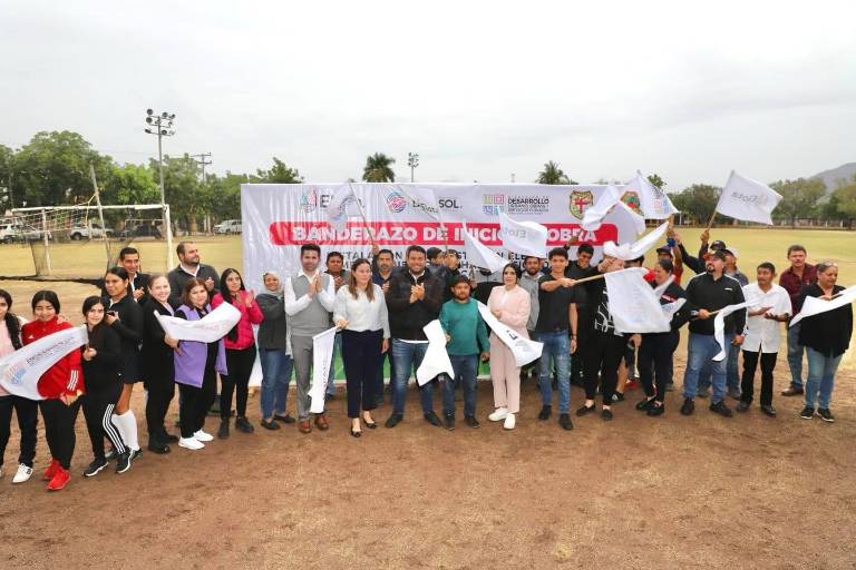 Dan inicio a obras de mejoramiento en campo de futbol de El Espinal, en Elota