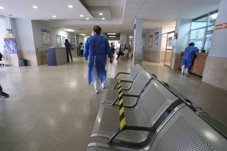 El Issste de Mazatlán ‘acuerda’ no recibir más pacientes con Covid-19; médicos llaman a cerrar el puerto