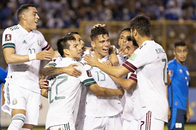 México se encamina hacia Mundial 2022 con triunfo de visita ante El Salvador