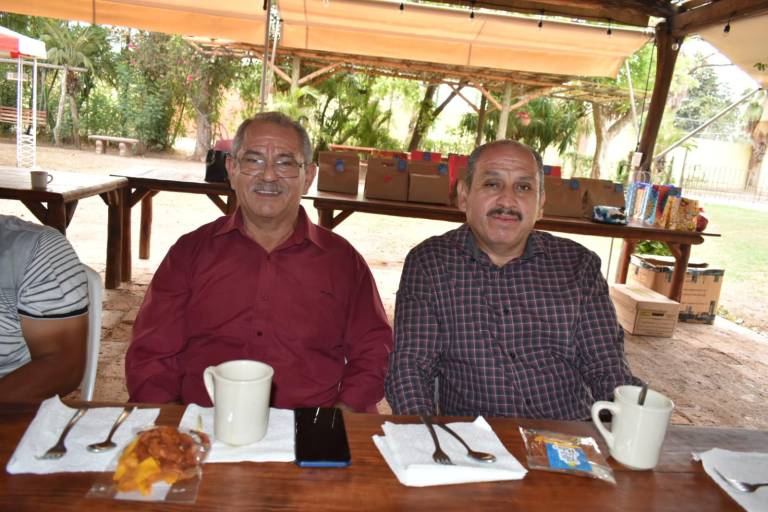Datemex les desea feliz Día del Padre a sus colaboradores