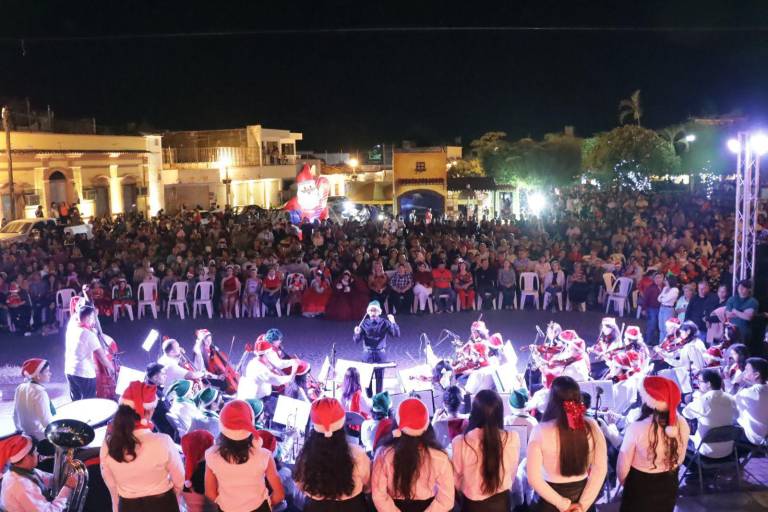 Invitan a participar del festival y desfile de las luces en Rosario