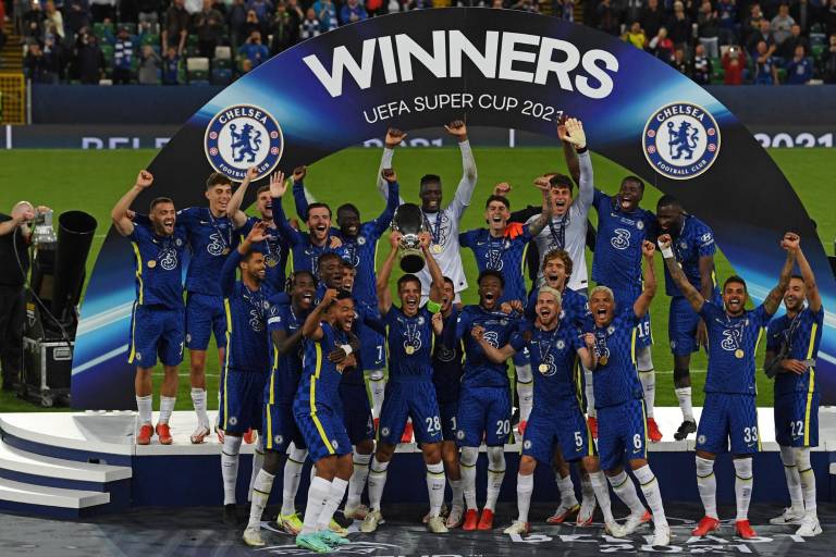 Kepa hace campeón al Chelsea de la Supercopa