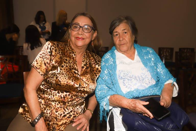 Integrantes de Anspac Mazatlán escuchan mensaje de unión familiar