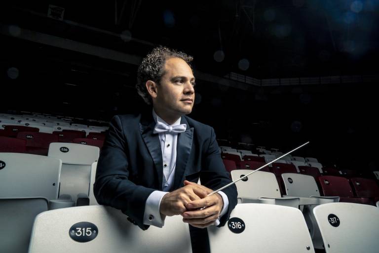 ‘Dirigir es la pasión de mi vida’, asegura Miguel Salmón del Real