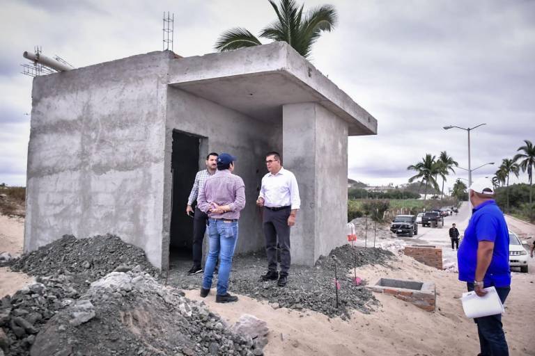 Prevén tener listos para Semana Santa dos de los tres nuevos accesos de playa en Mazatlán