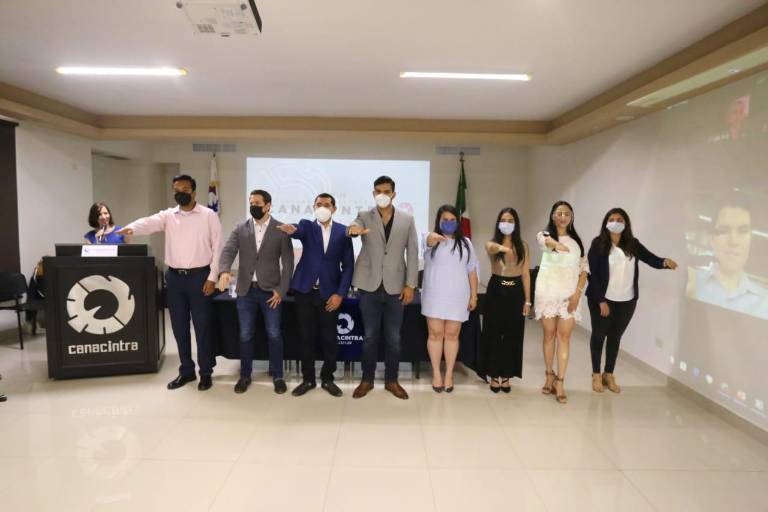 Rinde protesta primer Comité de Jóvenes Empresarios de Canacintra Mazatlán