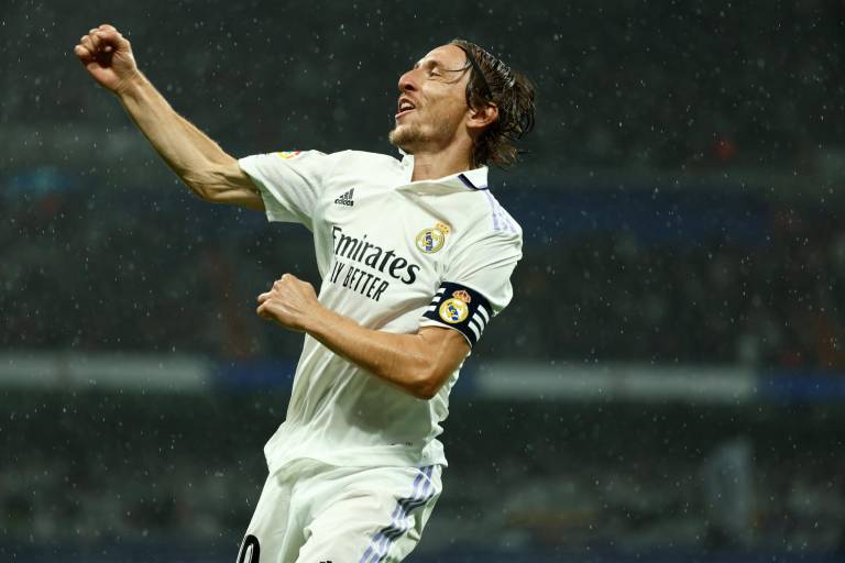 Real Madrid se impone sin problemas al Sevilla y sigue invicto