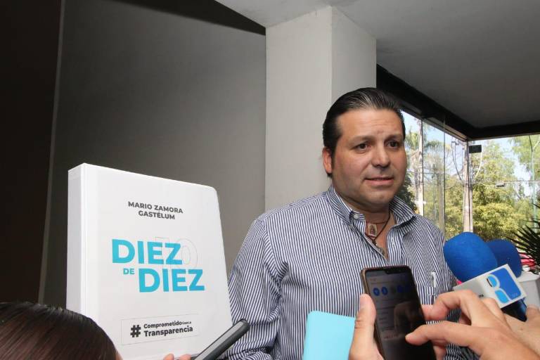 Mario Zamora va más allá de ‘3de3’ y presenta ante empresarios su ‘10de10’