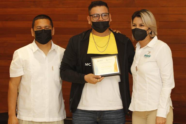 Entregan nombramientos a presidentes de comités deportivos de Mazatlán