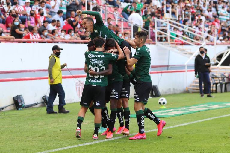 Santos se queda con los tres puntos en su debut en el Apertura 2021
