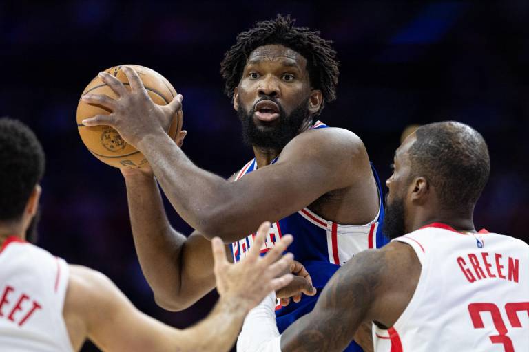 Joel Embiid y Kevin Durant, jugadores de la semana en la NBA