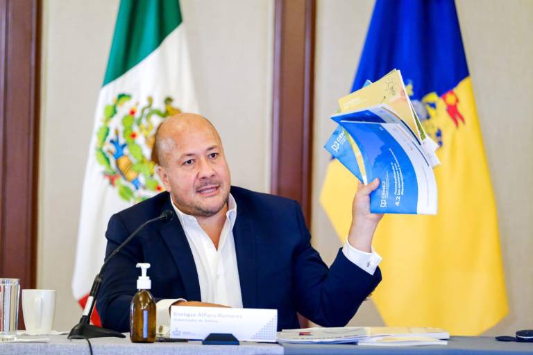Buscan frenar la distribución de libros de texto de la SEP