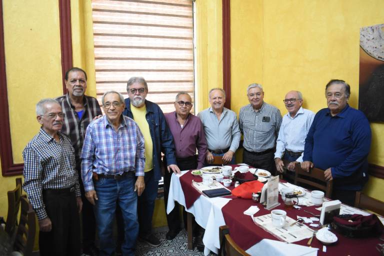 Conviven ex alumnos de la Prevocacional