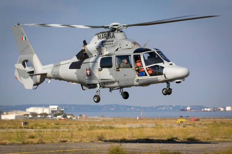 Se desploma helicóptero de Semar frente a costas de Michoacán; 3 marinos muertos y 2 desaparecidos