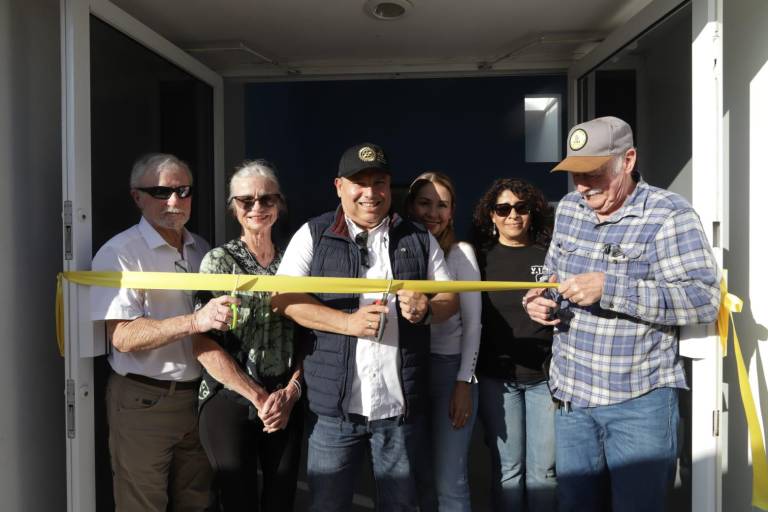 Inauguran primera clínica médica y dental en Barrón; tendrá atención gratuita