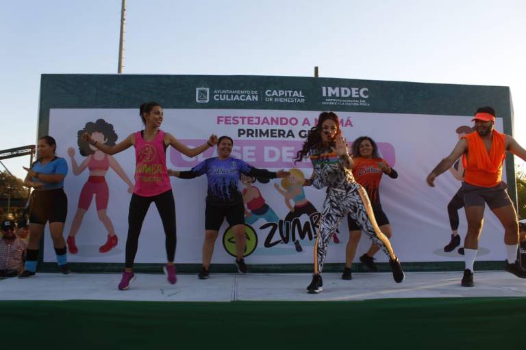 Cierran con éxito las actividades del ‘Día de las Madres’, con Primera Gran Clase de Zumba