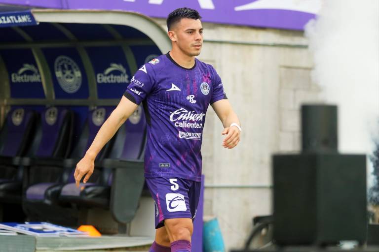 Facundo Almada es operado de la nariz