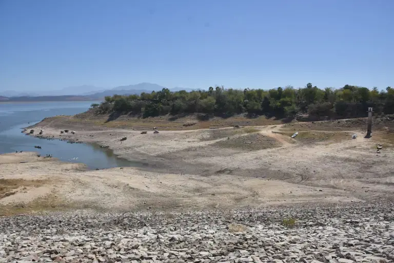 México ratifica tratado para enviar agua a EU; será bajo las condiciones de sequía actuales