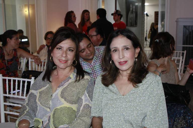 Coleccionistas pujan por obras en pro de La Casa del Maquío