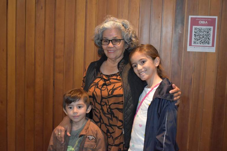 Disfrutan familias de la música sinfónica