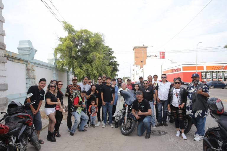 Tienen bikers tarde de rodada en honor a San Judas