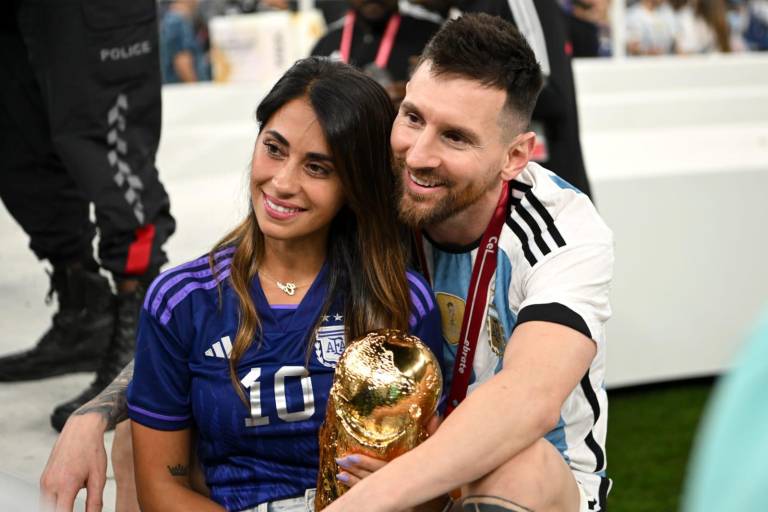 Lionel Messi dice que la copa ‘también es del Diego’, que los alentó ‘desde el cielo’