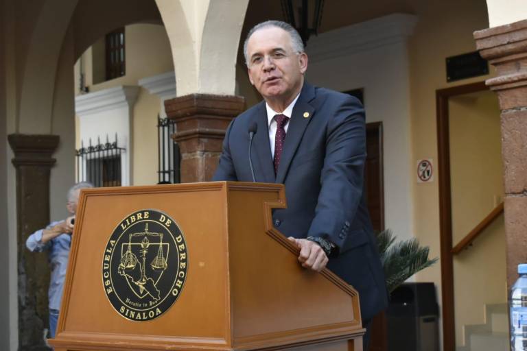 La Escuela Libre de Derecho de Sinaloa tiene nueva sociedad de alumnos