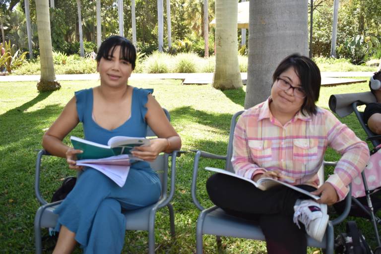 Celebran familias de la naturaleza y los libros