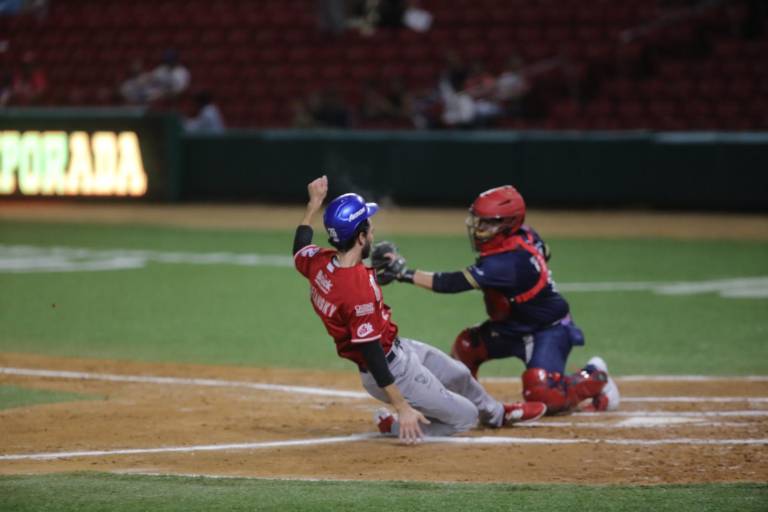 Venados vio frenada su racha al iniciar serie con Charros en el Teodoro Mariscal
