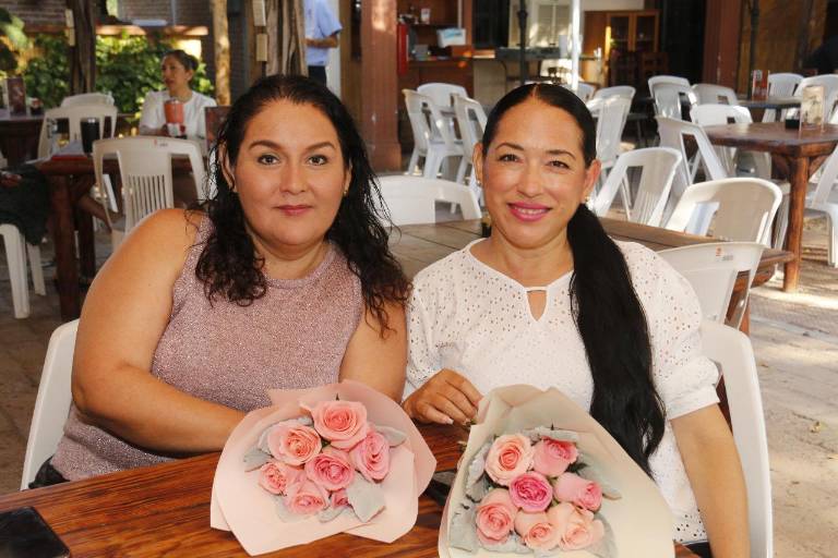 Comparten las mamás Datemex su dicha