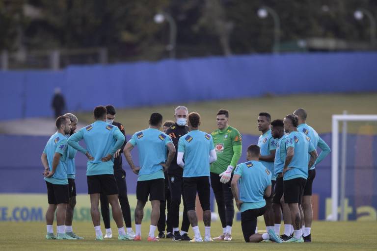 El lateral Danilo alerta a los brasileños sobre la peligrosidad del peruano Lapadula
