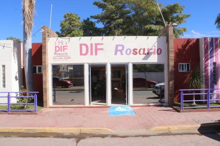 DIF Rosario invita a parejas a unirse en matrimonio civil en boda colectiva