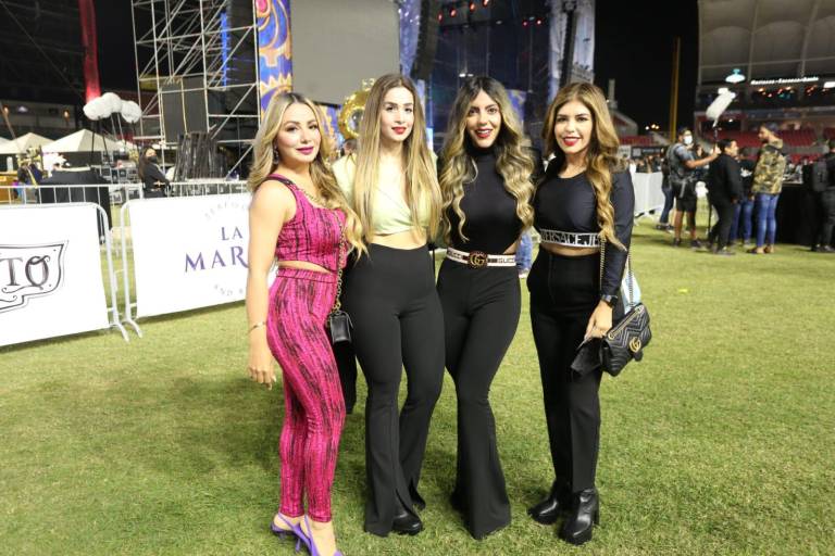 Recibe Obed I sus atributos como Rey del Carnaval de Mazatlán 2022