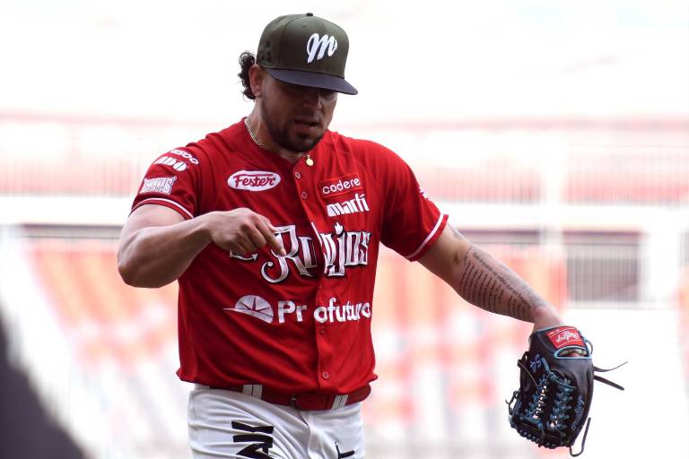Sinaloense Roberto Osuna se despide de la LMB y se va al beisbol de Japón