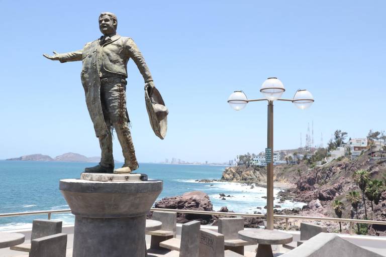 Le falta ‘manita de gato’ al nuevo hogar de José Alfredo Jiménez en Mazatlán