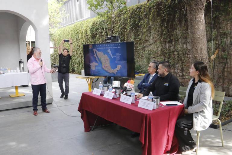 Aumenta consumo de vapeadores en estudiantes de Secundaria y Preparatoria de Sinaloa, advierte CIJ
