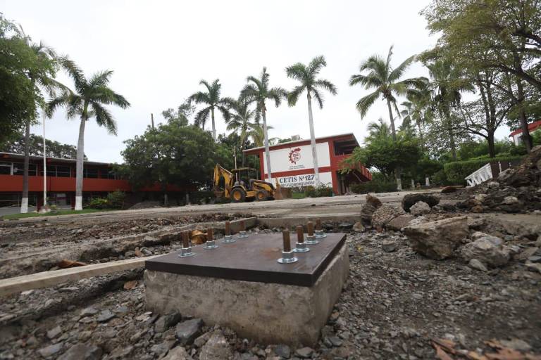 Concluirá en 15 días construcción de techumbre en CETis 127, en Mazatlán