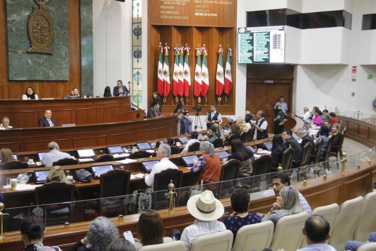 Propone Comisión aprobar todas las cuentas públicas municipales de 2023; dan primera lectura